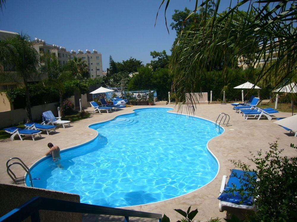 Blue Oasis Gardens Apartamento Limassol Exterior foto