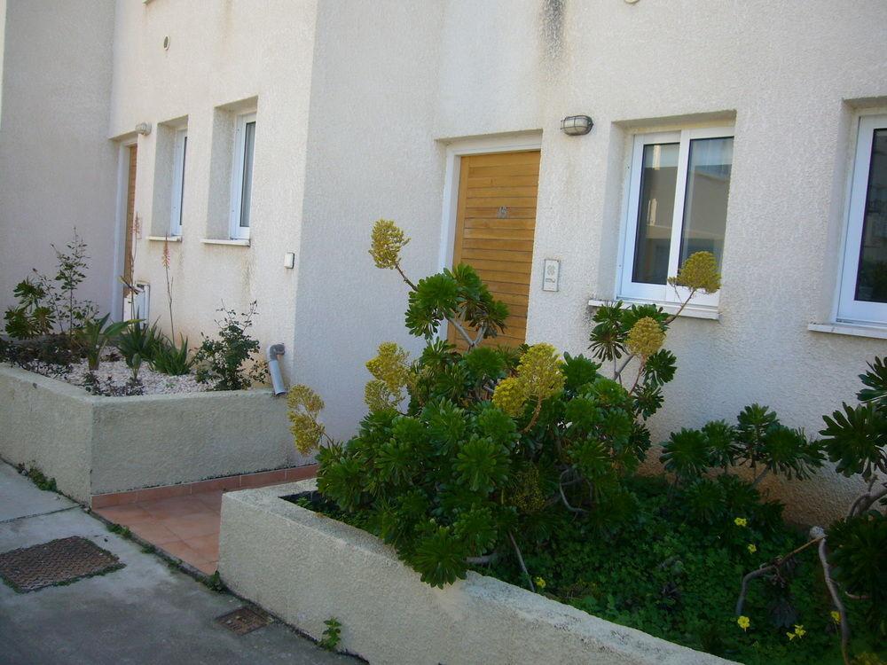Blue Oasis Gardens Apartamento Limassol Exterior foto