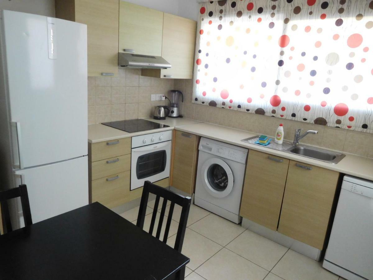Blue Oasis Gardens Apartamento Limassol Exterior foto