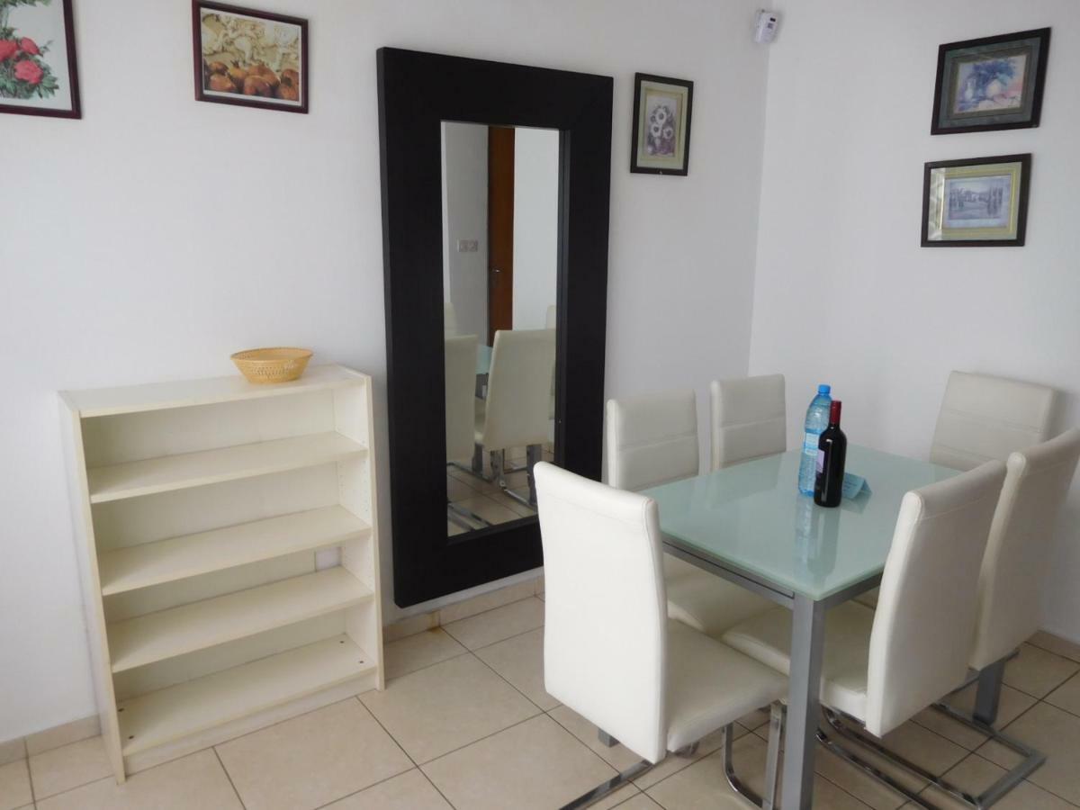 Blue Oasis Gardens Apartamento Limassol Exterior foto