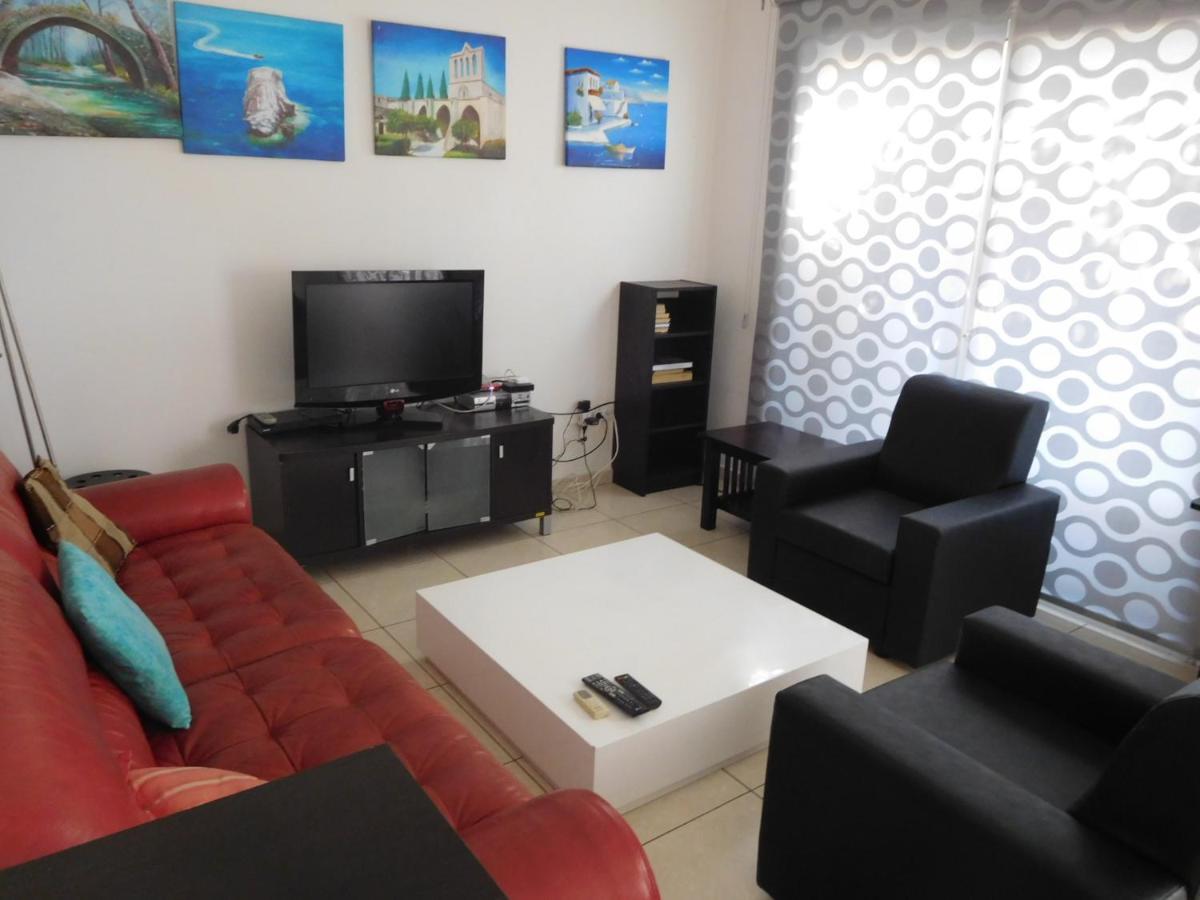 Blue Oasis Gardens Apartamento Limassol Exterior foto