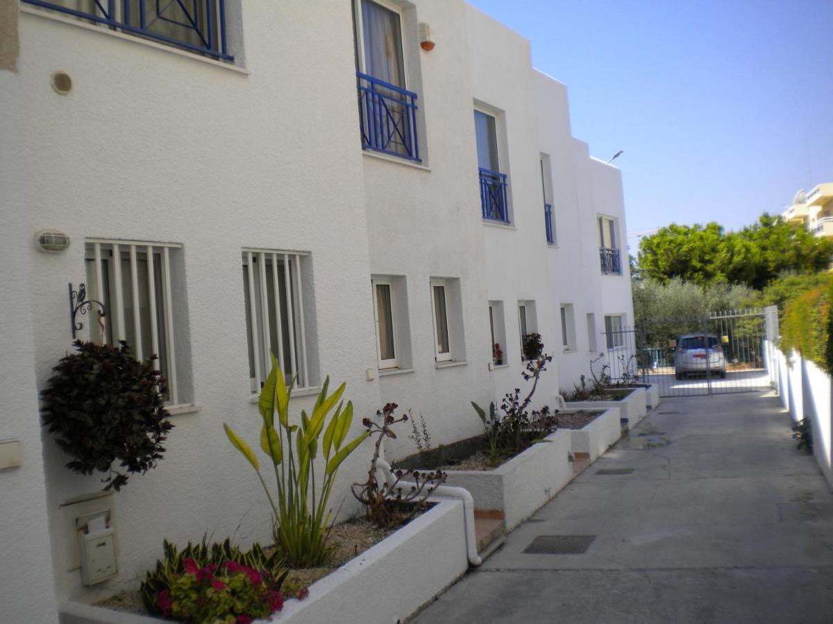 Blue Oasis Gardens Apartamento Limassol Exterior foto